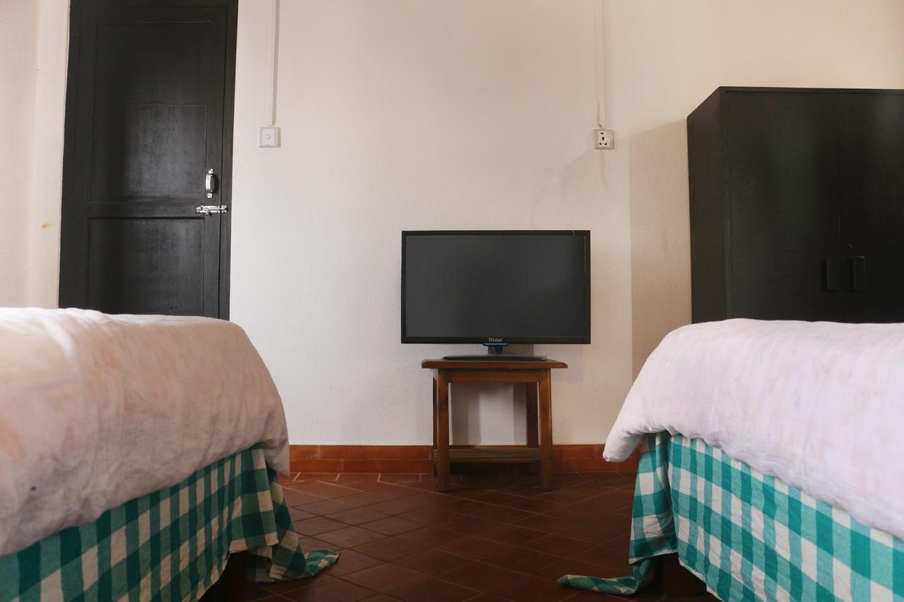 Hôtel Bravo à Katmandou Extérieur photo