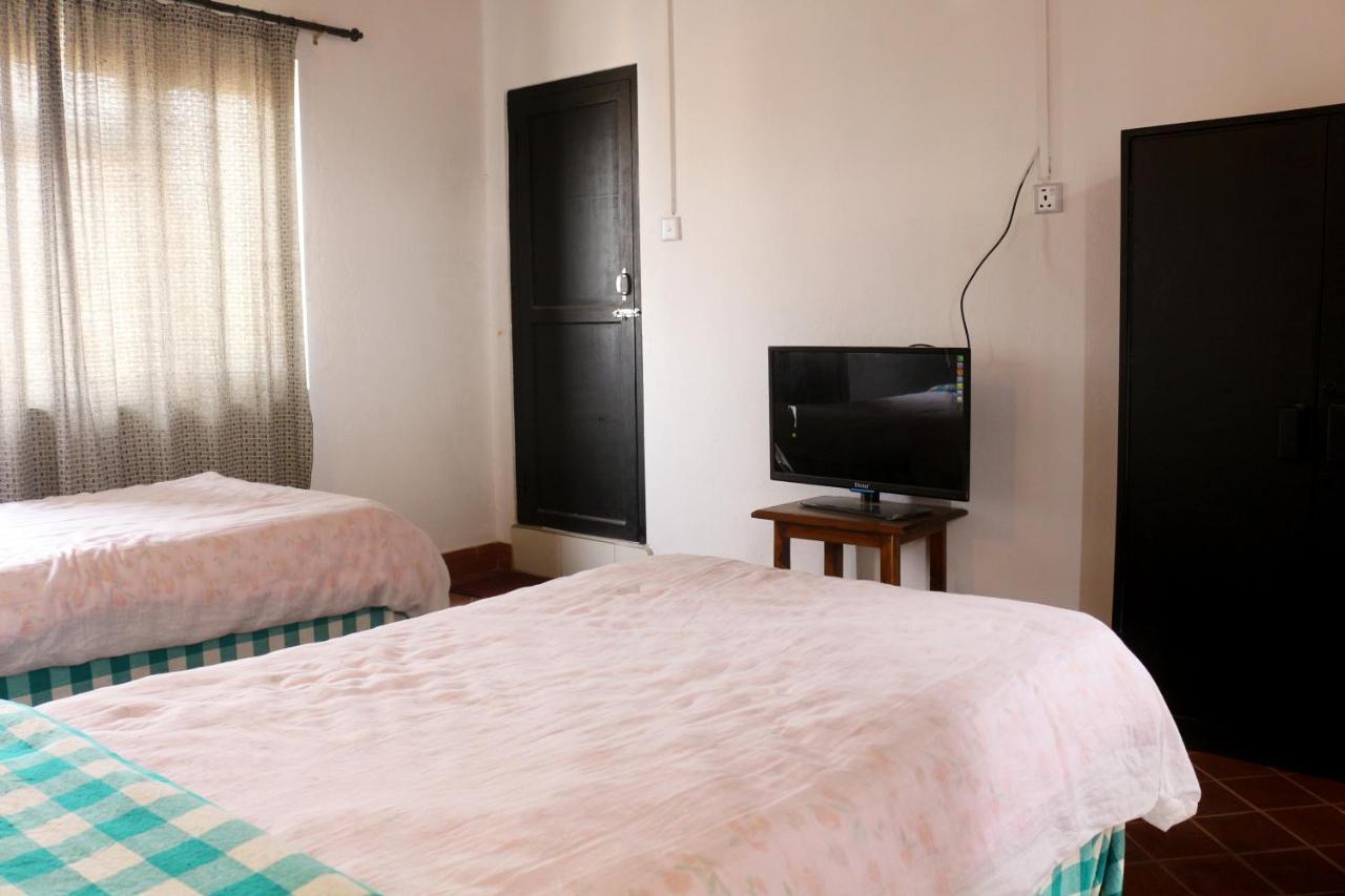 Hôtel Bravo à Katmandou Extérieur photo
